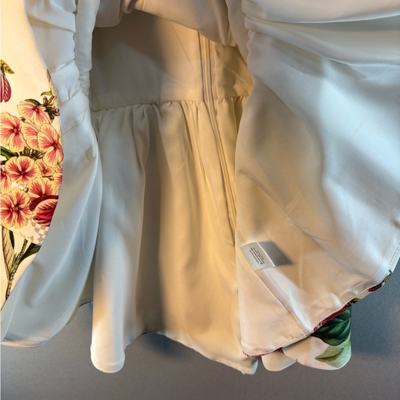 Anthropologie Cameo Dahlia Peplum Top Floral Tropical Spaghetti Strap Blouse M - Picture 5 of 8